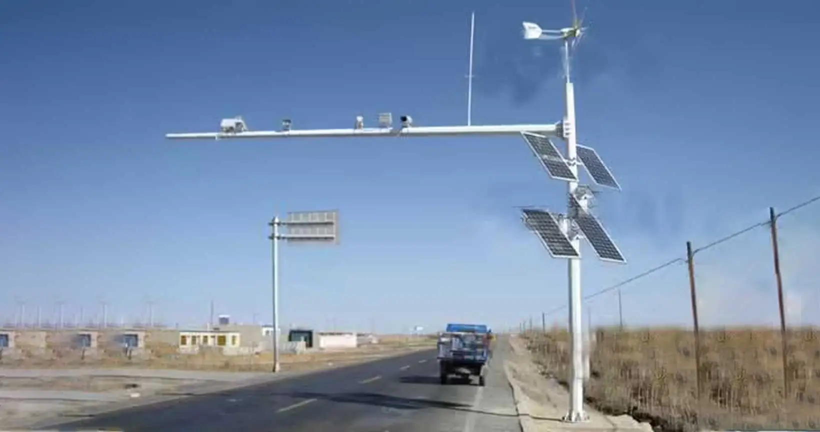 وحدة تحكم شحن الطاقة الشمسية MPPT في مشروع الطريق السريع